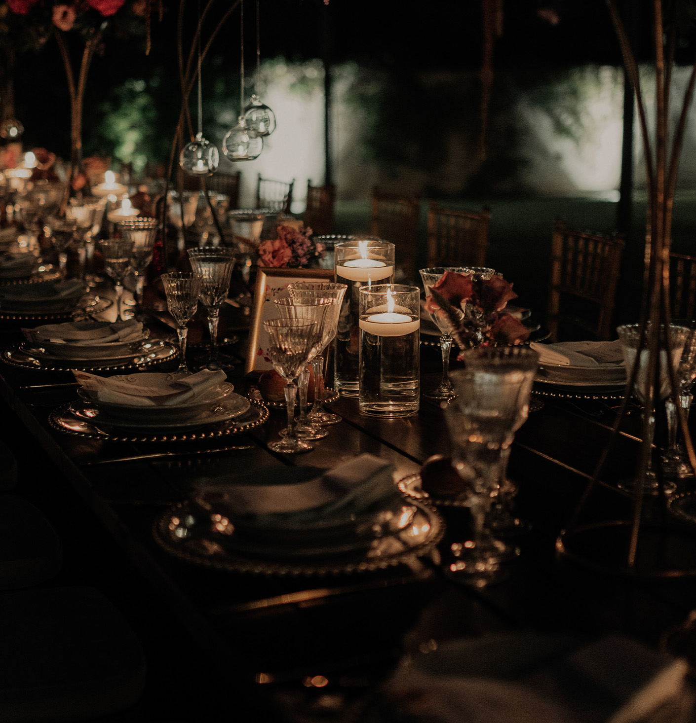 Wedding planner con tema matrimonio vino - Organizzatrice eventi Roma: trasformo banchetti in esperienze sensoriali tra gastronomia d’eccellenza e una regia impeccabile di vino, ritmo e atmosfera